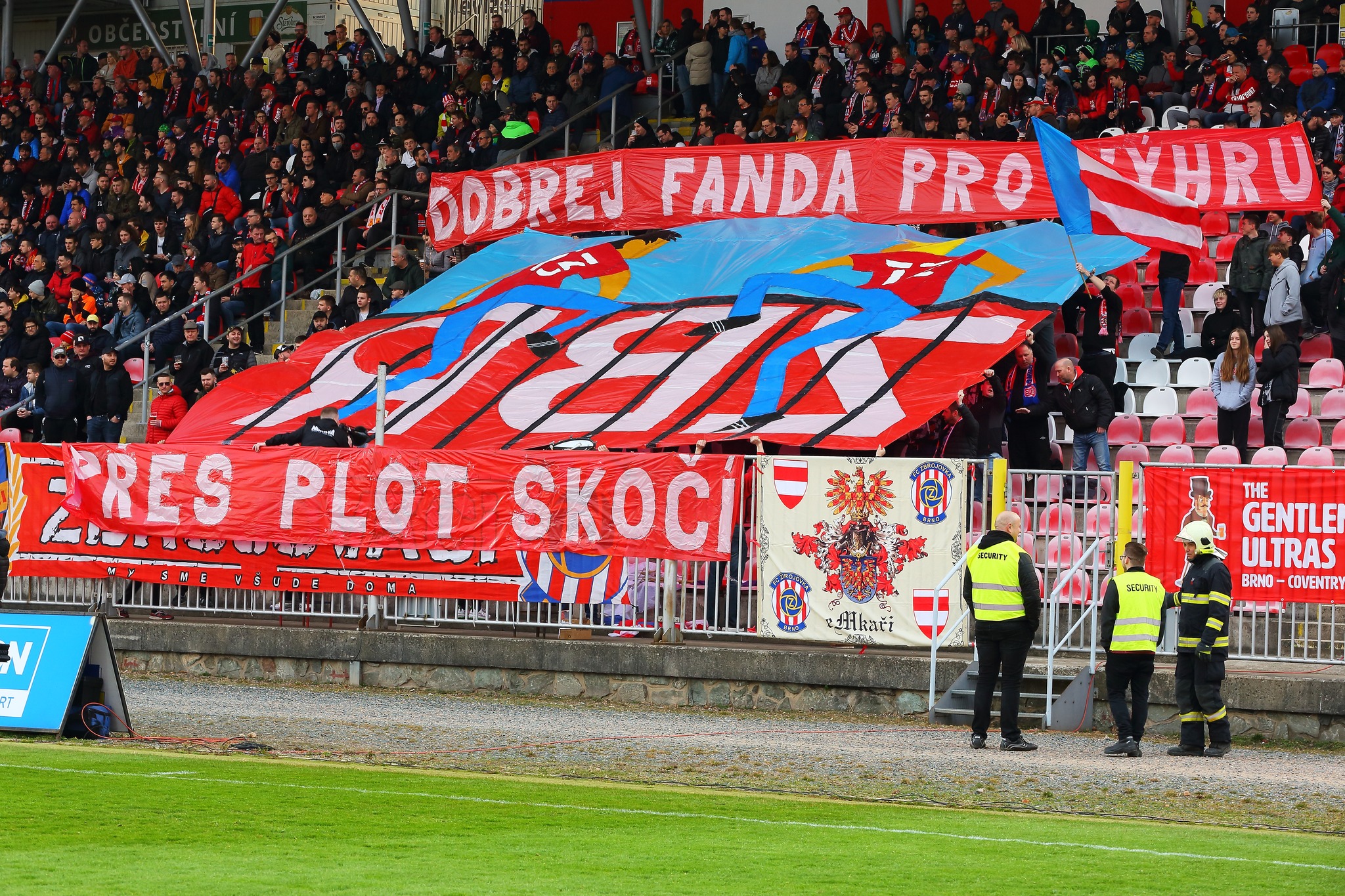 REPORT: FC Zbrojovka Brno - SK Líšeň 1:3 + Vídeňské DERBY